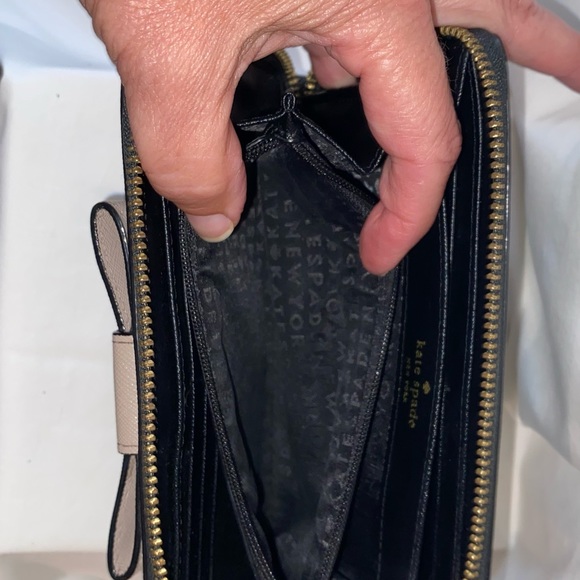 Authentic Kate Spade Handbag, Wallet and Dust Bag - Picture 8 of 13